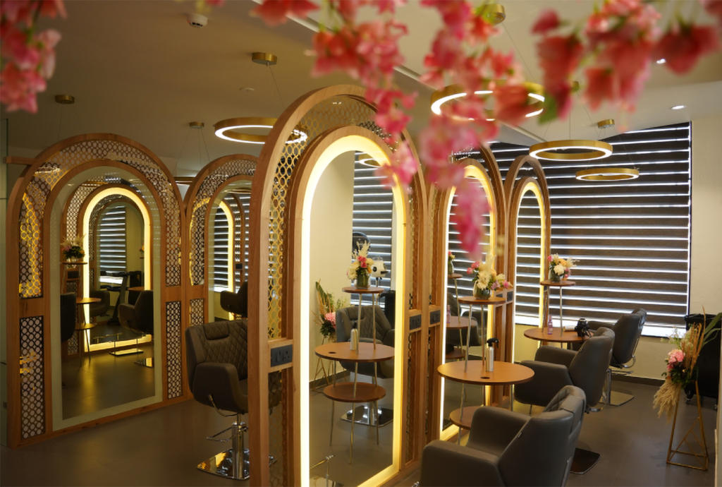 What is The Cost of Salon Franchise in India?​
